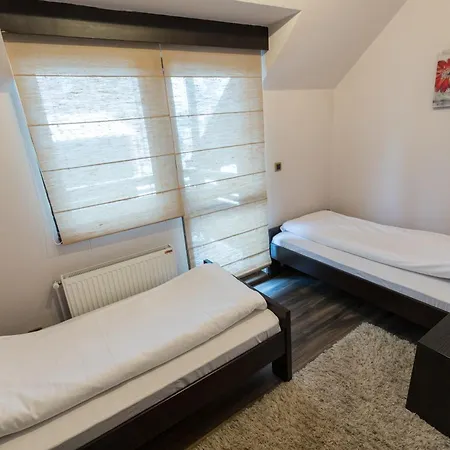 Divcibarski Vajati Lägenhet